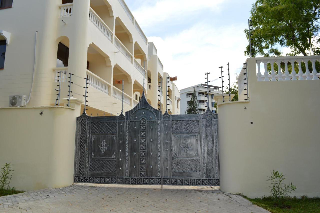 Hotel Tiffany Mombasa Exterior foto