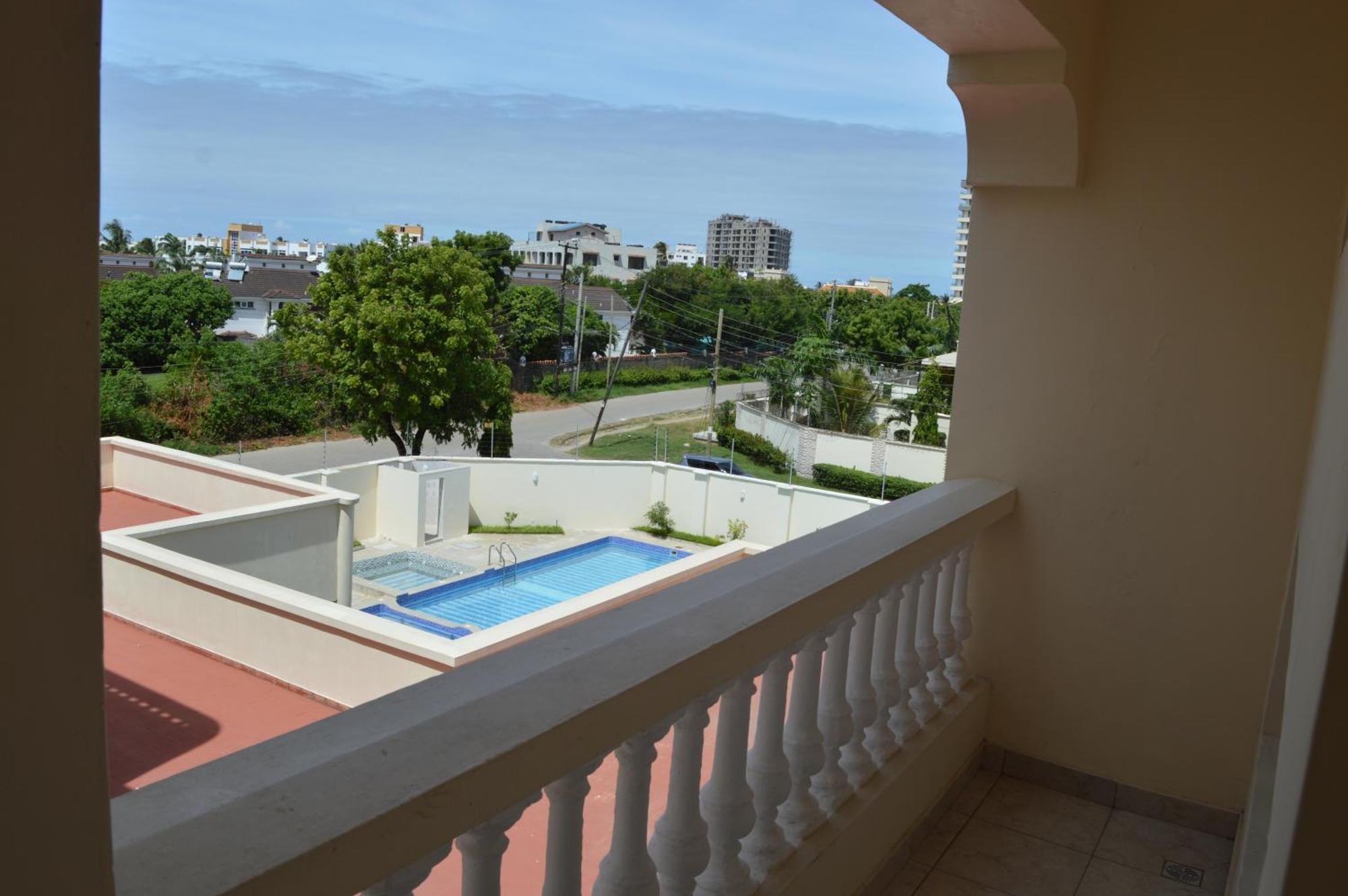 Hotel Tiffany Mombasa Exterior foto