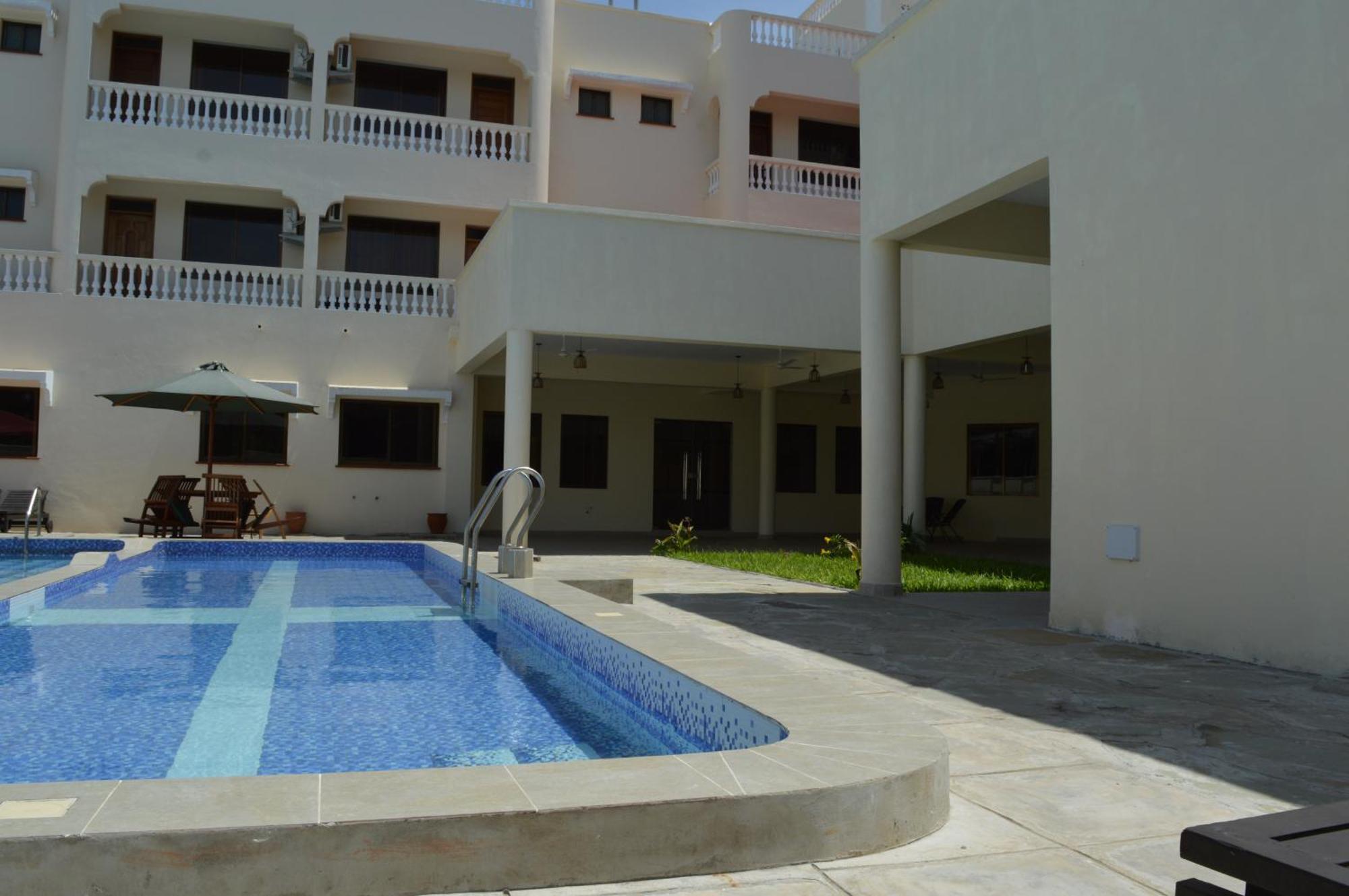 Hotel Tiffany Mombasa Exterior foto